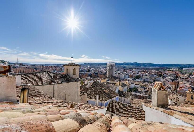 سوییت دوبلکس, Palacio De Bobadilla Suites