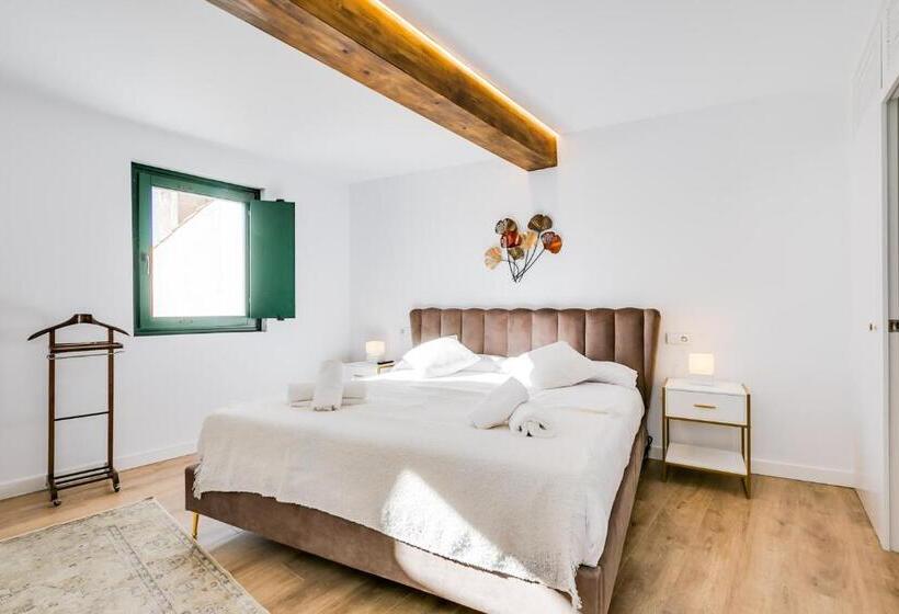 سوییت دوبلکس, Palacio De Bobadilla Suites