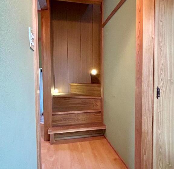 חדר בסיסי לשלושה, ゲストハウス 畔（hotori）