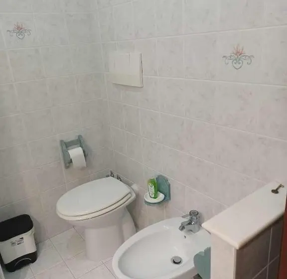اتاق استاندارد, Il Posto Giusto