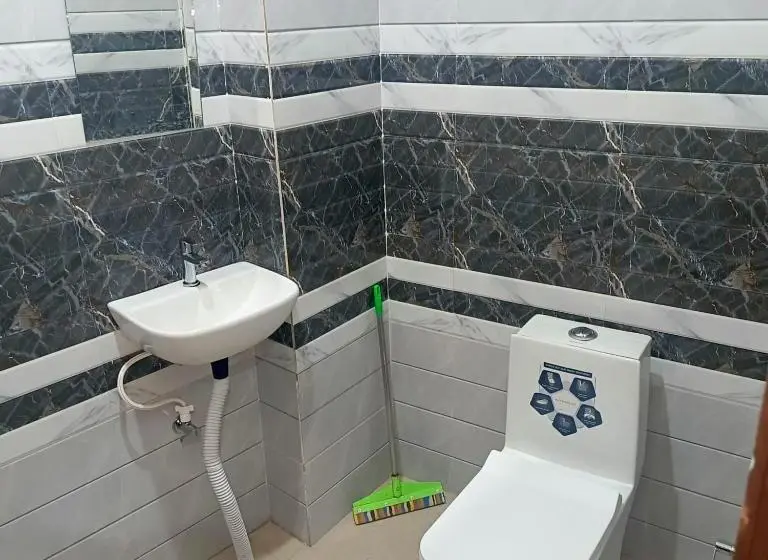 Standard Kolmen Hengen Huone, Shri Girraj Residency
