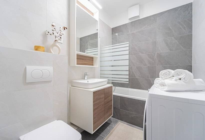 استودیوی استاندارد, Spirit Apartments By Urbanrent