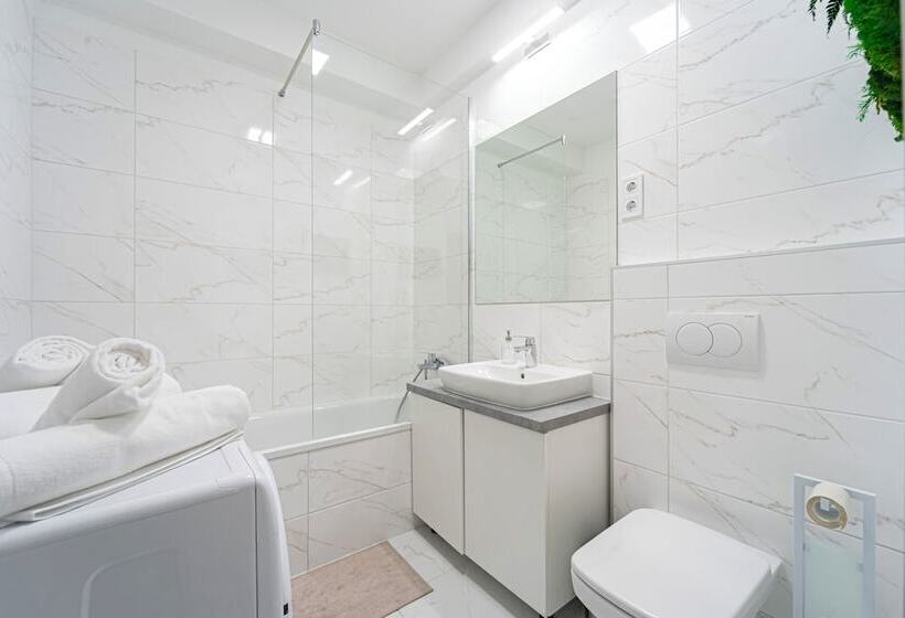 استودیوی استاندارد, Spirit Apartments By Urbanrent