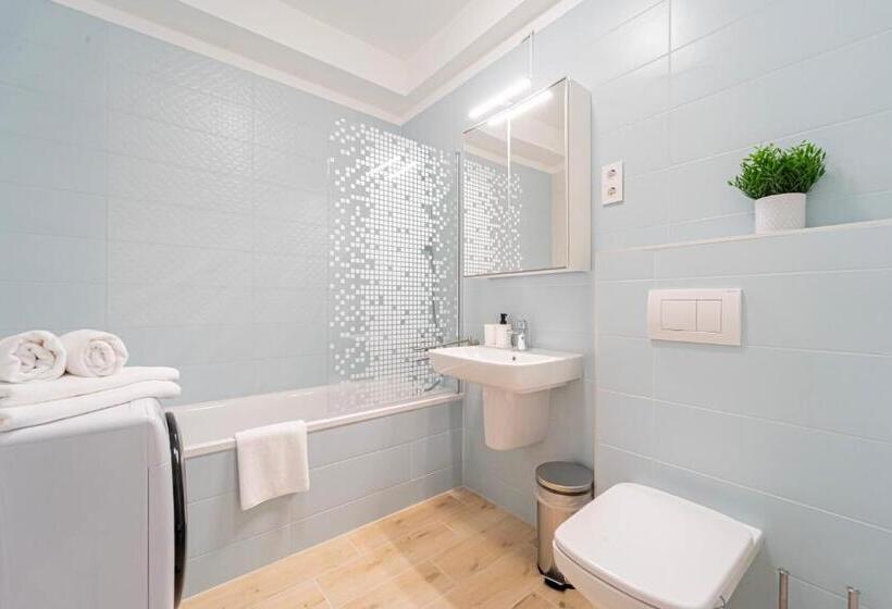 استودیوی استاندارد, Spirit Apartments By Urbanrent