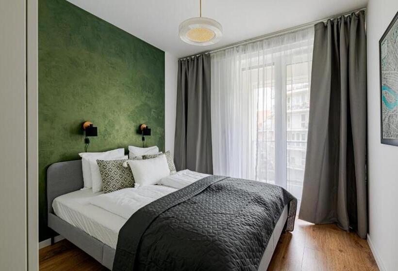 آپارتمان خانواده 1 خوابه, Spirit Apartments By Urbanrent