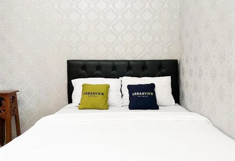 Superior-huone, Urbanview Syariah Hotel Kanigara Batu