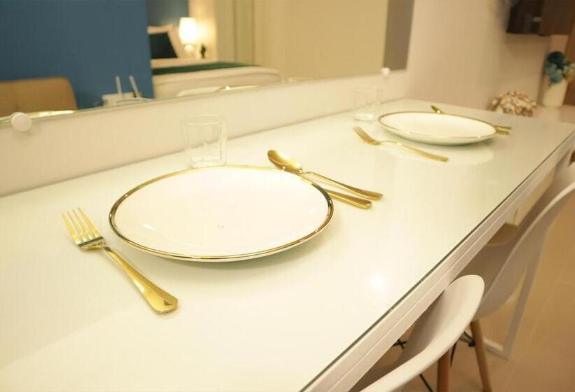 プールビュースタンダードステューディオ, Homefort At S Residences