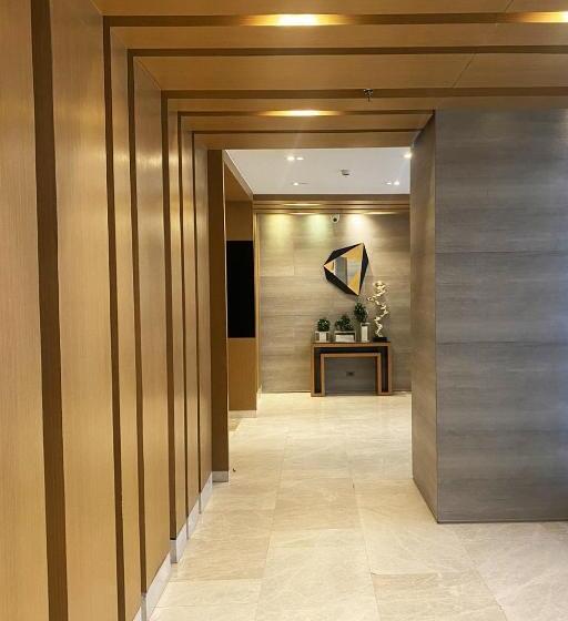 プールビュースタンダードステューディオ, Homefort At S Residences