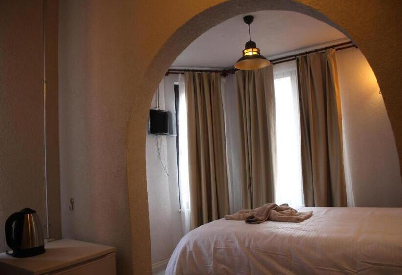 חדר סטנדרט, Ambar