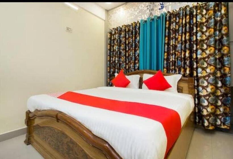 Номер Deluxe, Jai Maa In Swaraj Lodge