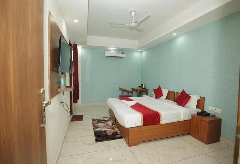 豪华房间, The Anvi Residency Sector 122