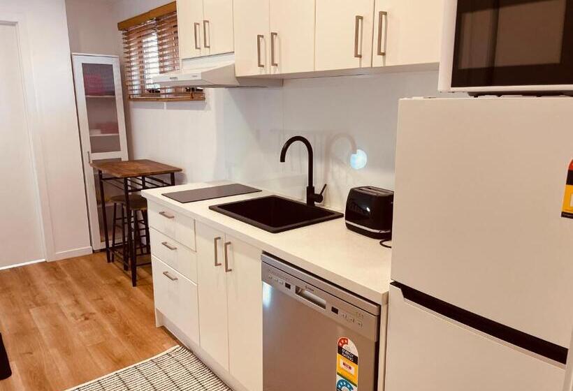 Номер Стандарт, Comfy Room Next To Bond University