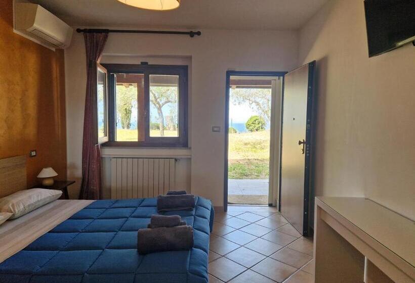 غرفة قياسية, Eteras Verrusio Art