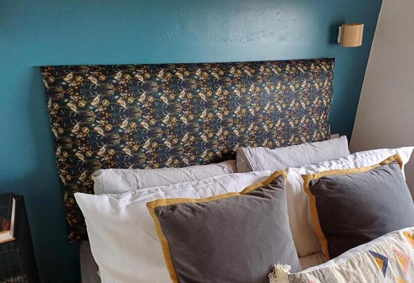 스탠다드 룸, The Wee Tiny Home