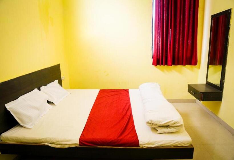 חדר קלאסי לארבעה, Shubh Parisar