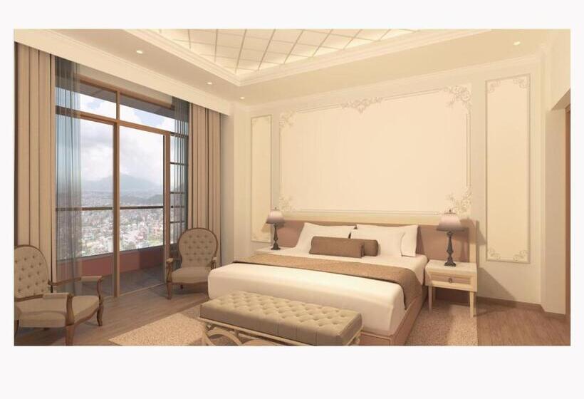 اتاق لوکس با تخت بزرگ, Lemon Tree Premier Budhanilkantha Kathmandu, Nepal