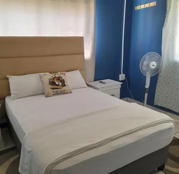 デラックスルーム, Master Palace Guest House   Randfontien