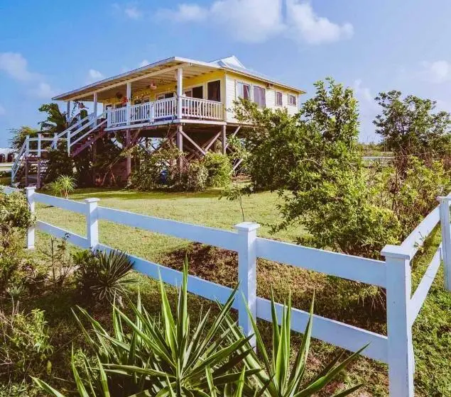 ویلای 2 خوابه, Barbuda Cottages