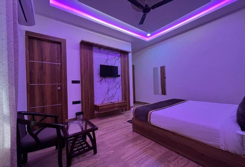 スーペリアールーム, Fabhotel The Vrindavan Inn