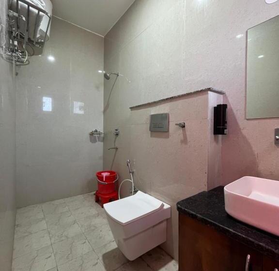 デラックスルーム, Fabhotel The Vrindavan Inn