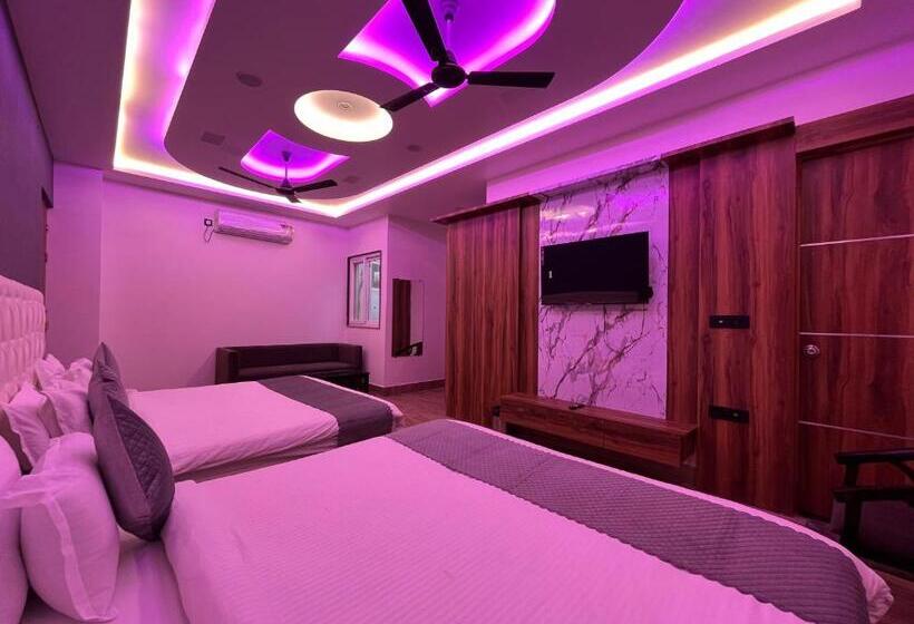 キングサイズベッドのスーペリアルーム, Fabhotel The Vrindavan Inn