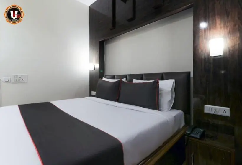 Chambre Deluxe, Ur