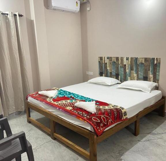 スタンダード4人部屋, Ariel Guesthouse