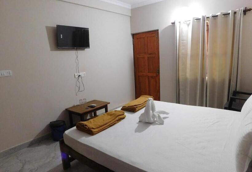 バルコニー付スタンダード4ベッドルーム, Ariel Guesthouse