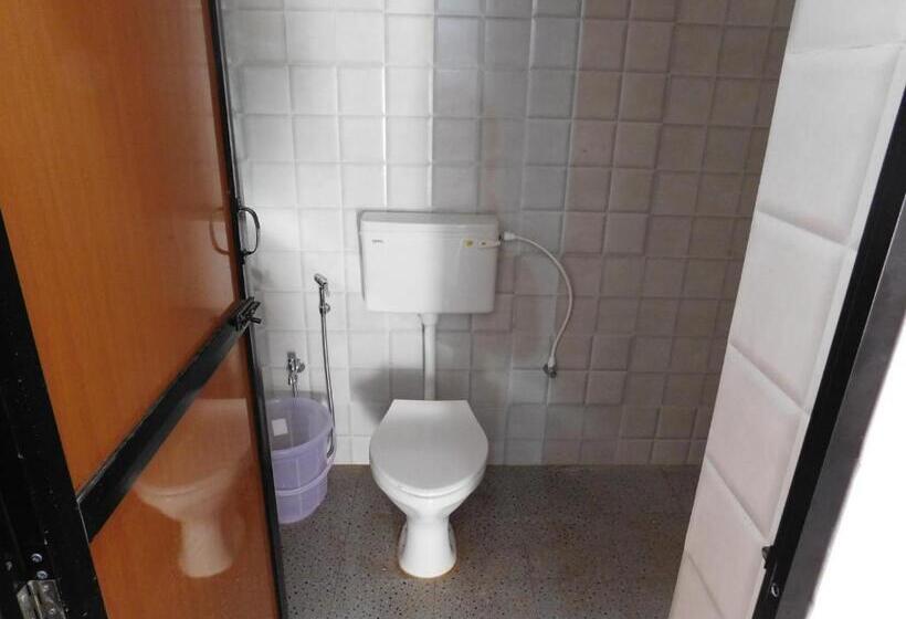 バルコニー付スタンダード4ベッドルーム, Ariel Guesthouse