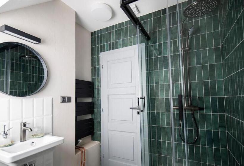 シングルデラックスルーム, Dům U Města Milána   Sedm Dveří, Sedm Světů