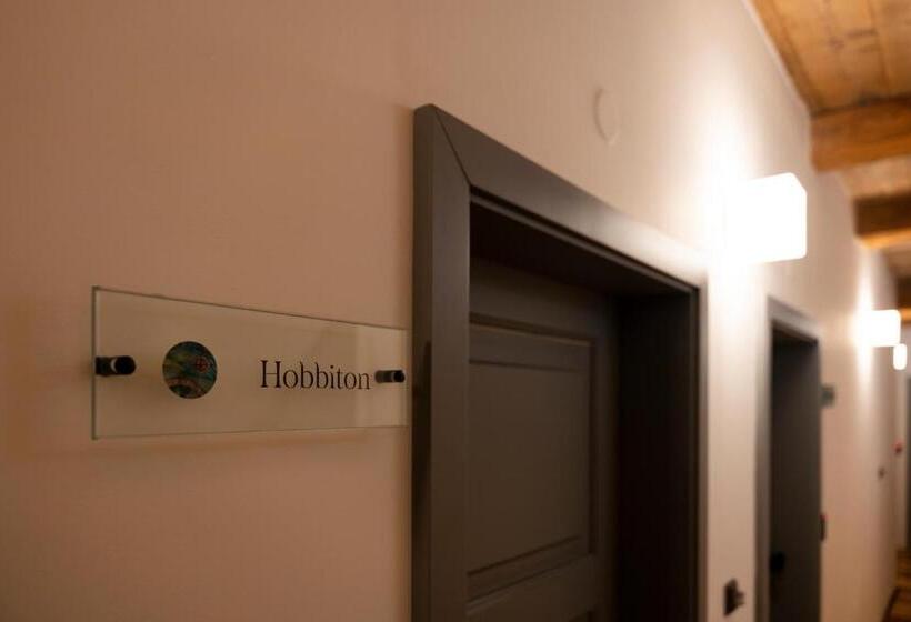 スタンダードシングルルーム, Dům U Města Milána   Sedm Dveří, Sedm Světů