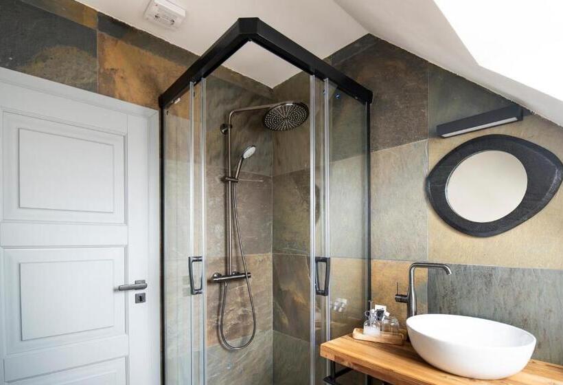 スタンダードシングルルーム, Dům U Města Milána   Sedm Dveří, Sedm Světů