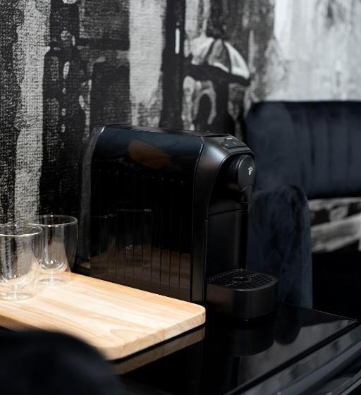 バルコニー付きデラックスルーム, Dům U Města Milána   Sedm Dveří, Sedm Světů