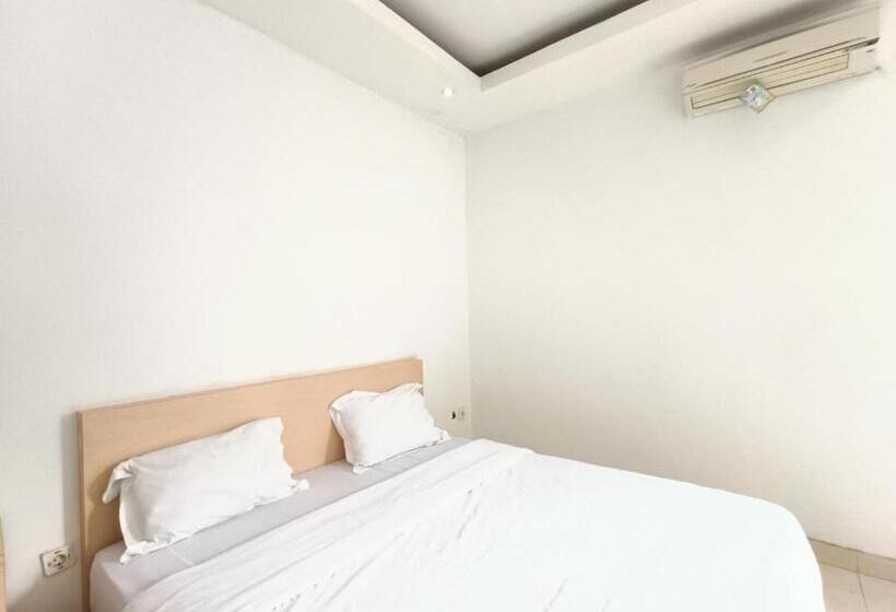 豪华房间, Urbanview Hotel B Liv Kendari By Reddoorz