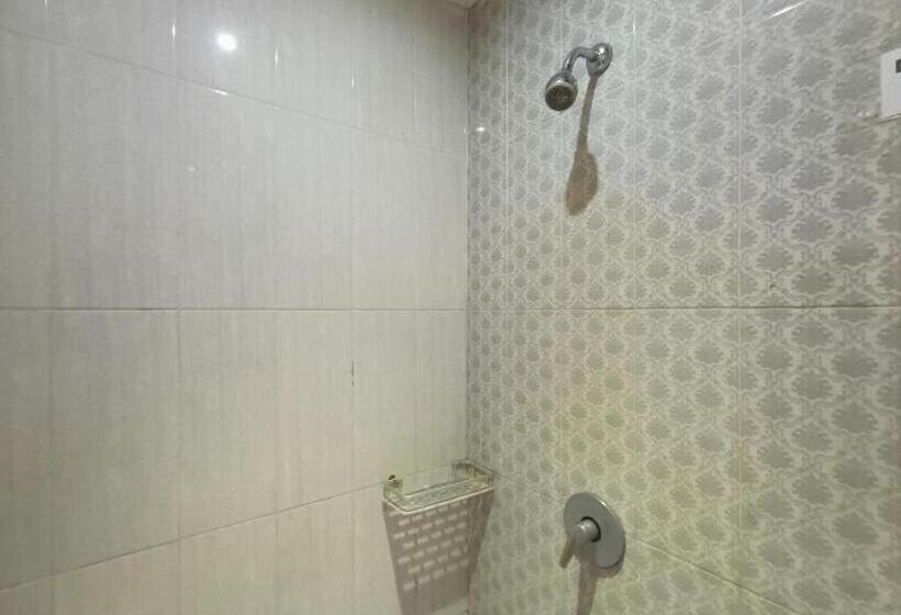 标准间, Urbanview Hotel B Liv Kendari By Reddoorz