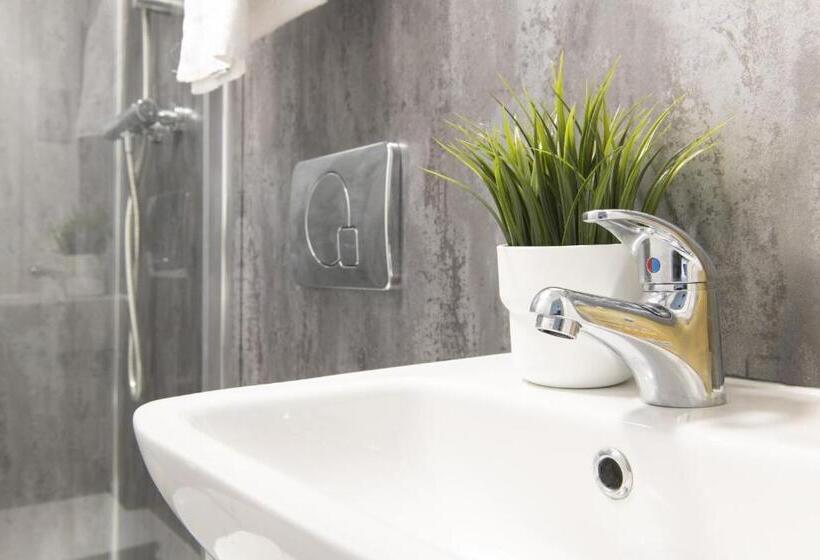 استودیوی استاندارد, Albion Street Studios