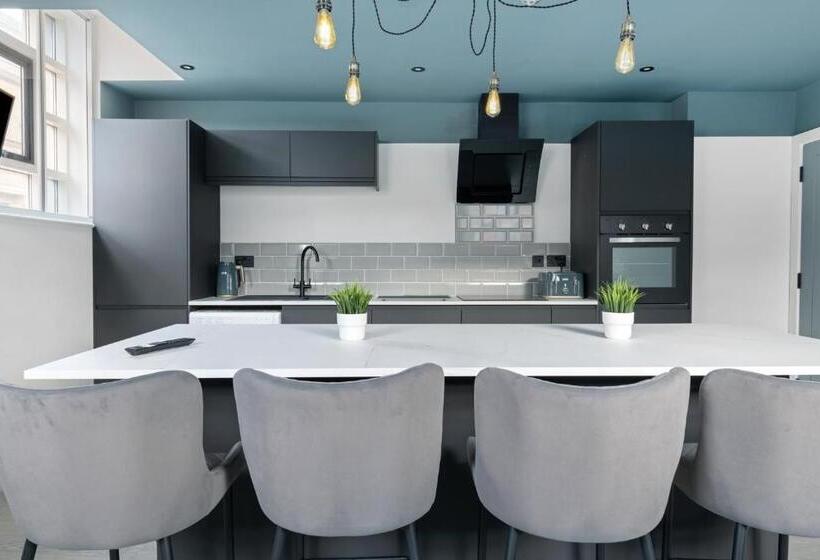 استودیوی استاندارد, Albion Street Studios