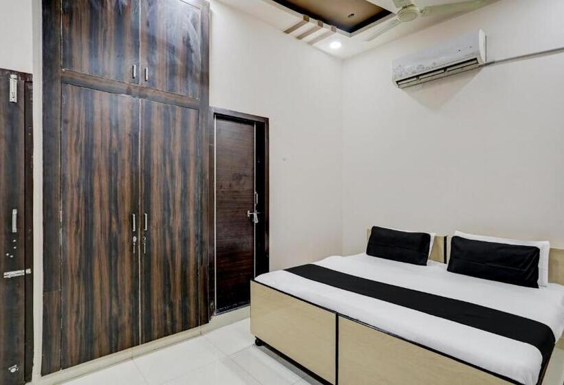 Klassiskt Trippelrum, Collection O Dev S Villa