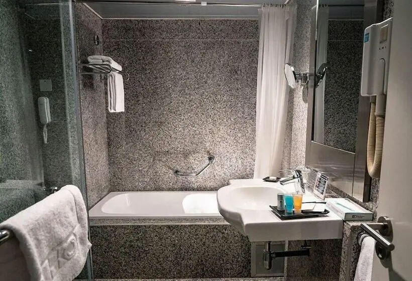 اتاق لوکس, Eko Hotel Suites