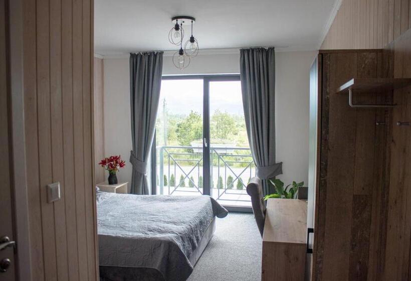 Номер Стандарт, готельно ресторанний комплекс фамілія