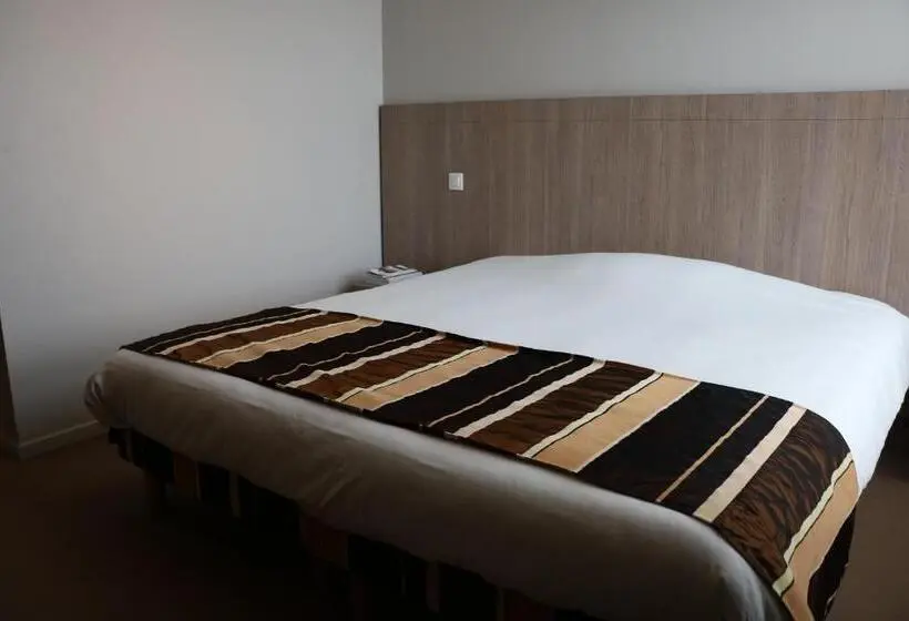 身障者適用スタンダードルーム, L Auberge Du Rhone