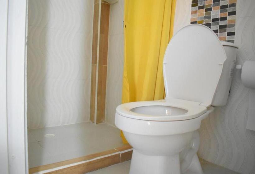 スタンダードトリプルルーム, Shaddai Restaurante Y Hospedaje