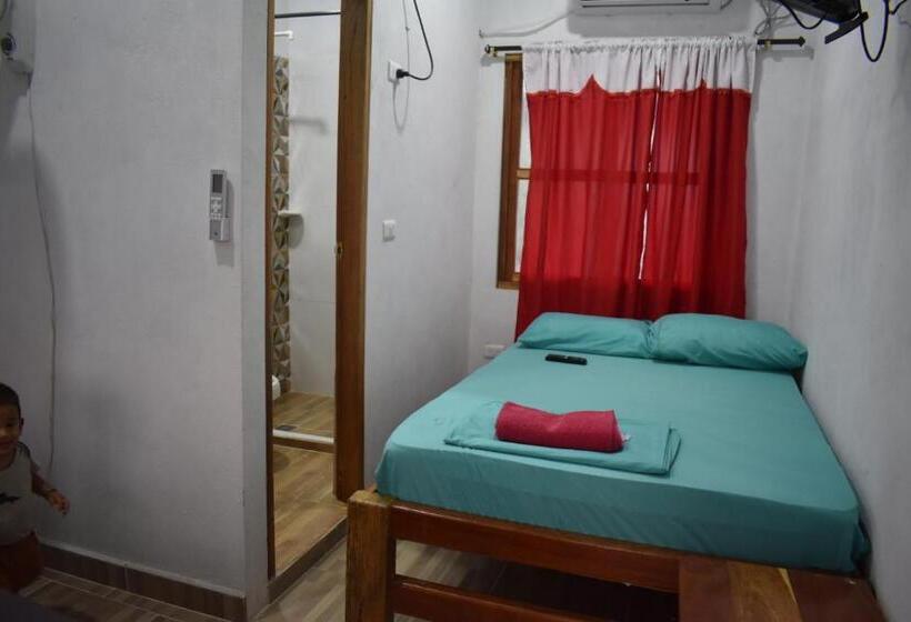 סוויטה נוף לבריכה, Shaddai Restaurante Y Hospedaje