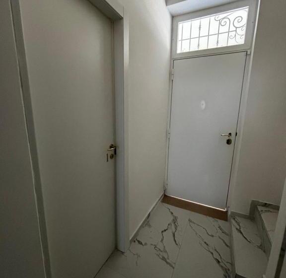 اتاق استاندارد یک نفره, Villa Life