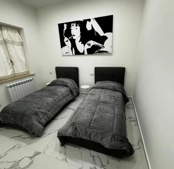 Economy-huone, Villa Life