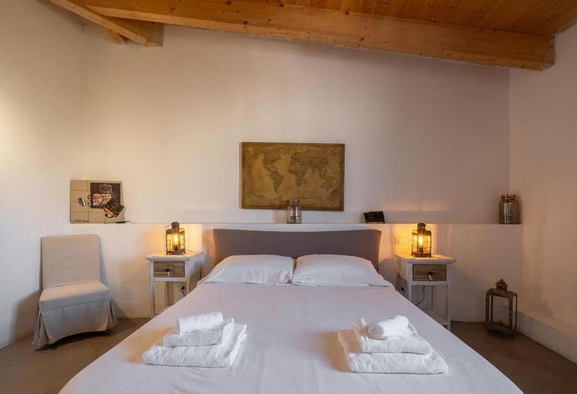 带大床的高级房间, Centrocittà   Dimore Esclusive