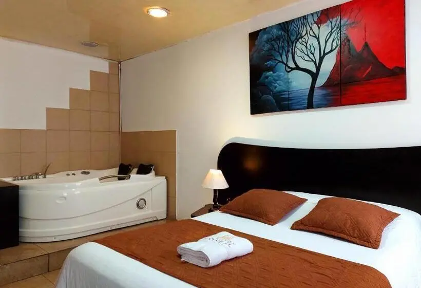 اتاق استاندارد با وان آب گرم, Hostal Murgeon Boutique