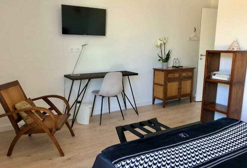 Номер Комфорт, Hôtelya Lille Villeneuve D Ascq