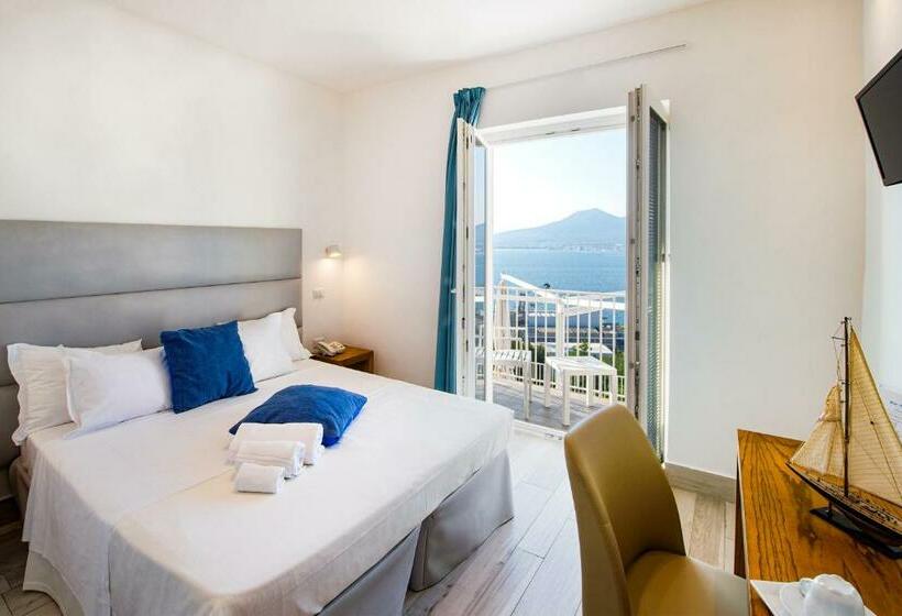 Номер Стандарт Вид на Море, Relais Manfredi