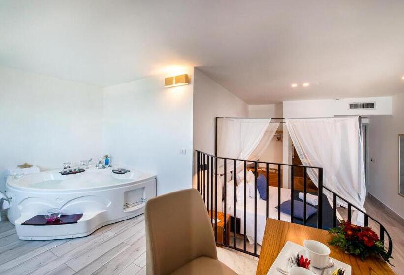 小型套房带海景, Relais Manfredi